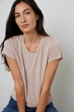 Velvet By Graham & Spencer CASEY SHORT SLEEVE CREW NECK TEE