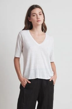 Velvet By Graham & Spencer STEFANI LINEN KNIT V-NECK TEE