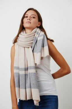 Jenny Graham Home LIV CASHMERE THROW BLANKET