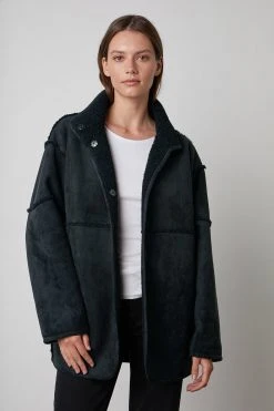 Velvet By Graham & Spencer Womens ALBANY REVERSIBLE LUX SHERPA COAT