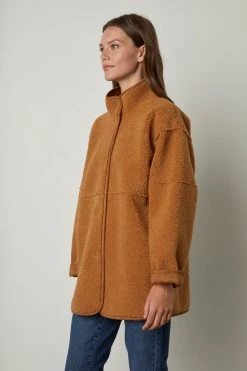 Velvet By Graham & Spencer Womens ALBANY REVERSIBLE LUX SHERPA COAT