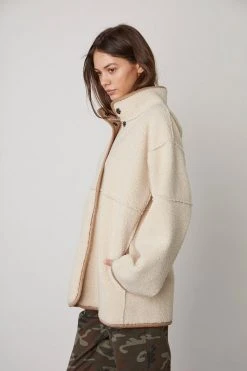 Velvet By Graham & Spencer Womens ALBANY REVERSIBLE LUX SHERPA COAT