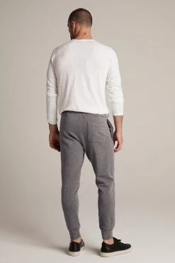 Velvet By Graham & Spencer CROSBY CHARCOAL LUXE FLEECE JOGGER Mens