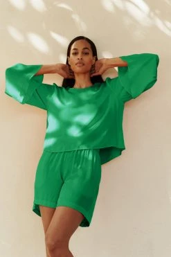 Velvet By Graham & Spencer Womens MAE BELL SLEEVE BLOUSE