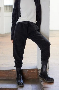 Velvet By Graham & Spencer Womens TABBY SHERPA FLEECE PANT 9 Velvet By Graham & Spencer Womens TABBY SHERPA FLEECE PANT