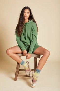 Velvet By Jenny Graham Womens LAGUNA SWEATSHORT