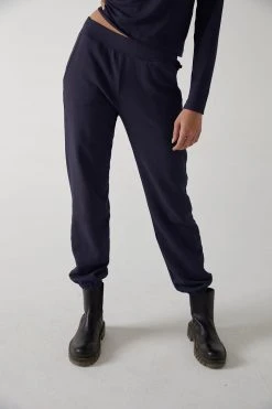 Velvet By Jenny Graham Womens ZUMA SWEATPANT