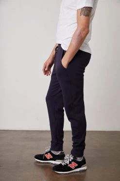 Velvet By Graham & Spencer Mens NICHOLAS DRAWSTRING JOGGER