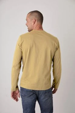 Velvet By Graham & Spencer OLIVER POCKET TEE Mens