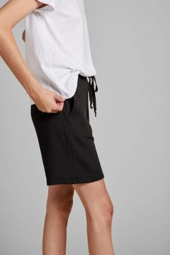 Velvet By Jenny Graham Womens LAGUNA SWEATSHORT