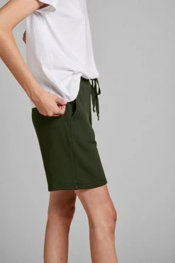 Velvet By Jenny Graham Womens LAGUNA SWEATSHORT