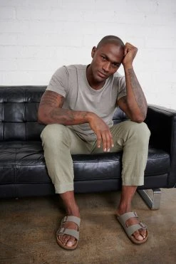 Velvet By Graham & Spencer Mens AMARO CREW NECK SLUB TEE