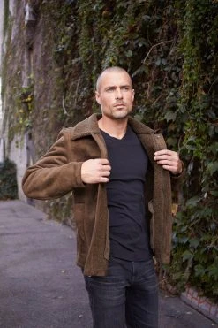 Velvet By Graham & Spencer Mens BOAZ FAUX SUEDE JACKET