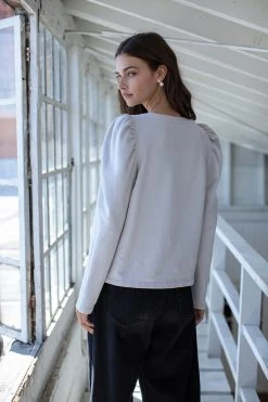 Velvet By Graham & Spencer Womens PEGGY PUFF SLEEVE SWEATSHIRT