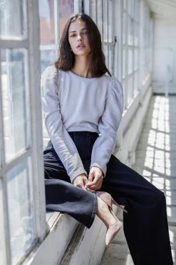 Velvet By Graham & Spencer Womens PEGGY PUFF SLEEVE SWEATSHIRT