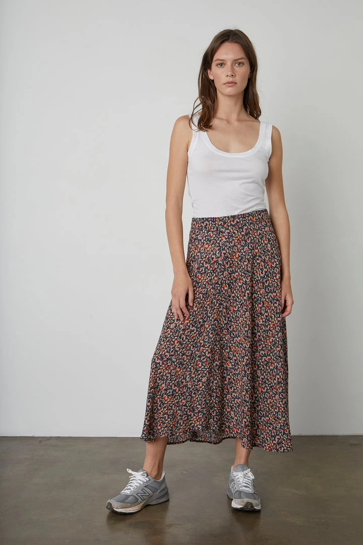Velvet By Graham & Spencer Womens TITANIA PRINTED MIDI SKIRT 1 Velvet By Graham & Spencer Womens TITANIA PRINTED MIDI SKIRT