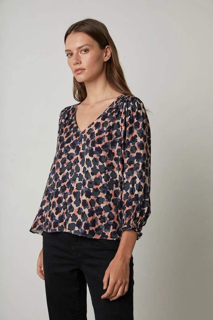 Velvet By Graham & Spencer Womens HADLEE PRINTED BLOUSE 8 Velvet By Graham & Spencer Womens HADLEE PRINTED BLOUSE