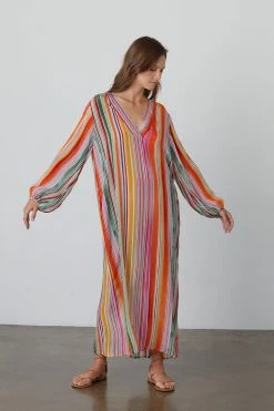 Velvet By Graham & Spencer PIA PRINTED MAXI DRESS