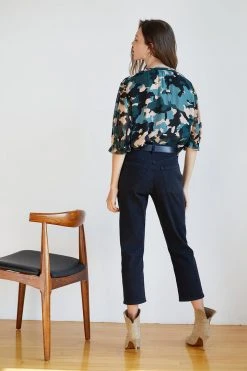 Velvet By Graham & Spencer ULI 3/4 SLEEVE BLOUSE Womens