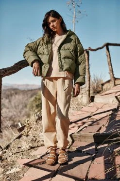 Velvet By Graham & Spencer RAYLIN CROPPED PUFFER JACKET Womens