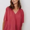 Velvet By Graham & Spencer Womens JAYCEE SPLIT NECK BLOUSE