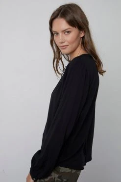 Velvet By Graham & Spencer SLOANE FRONT TIE BLOUSE 8 Velvet By Graham & Spencer SLOANE FRONT TIE BLOUSE