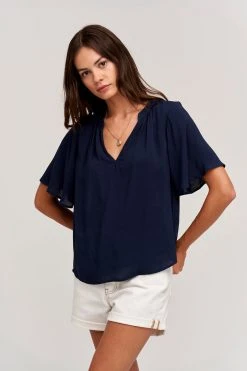 Velvet By Graham & Spencer Womens JAYCEE SPLIT NECK BLOUSE