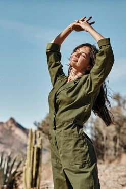 Velvet By Graham & Spencer KENLEY SANDED COTTON TWILL JUMPSUIT