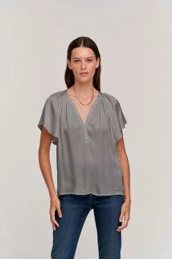 Velvet By Graham & Spencer LORENA V-NECK BLOUSE Womens