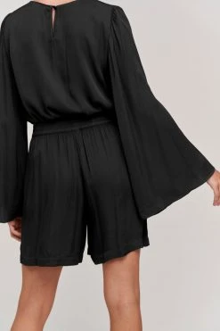 Velvet By Graham & Spencer ADINA HIGH RISE SHORTS Womens