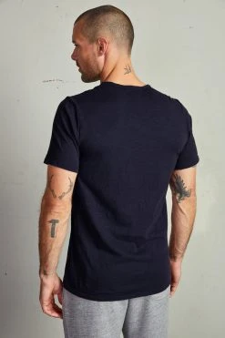 Velvet By Graham & Spencer Mens CHAD RAW EDGE COTTON SLUB POCKET TEE