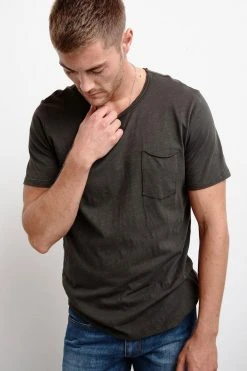 Velvet By Graham & Spencer Mens CHAD RAW EDGE COTTON SLUB POCKET TEE