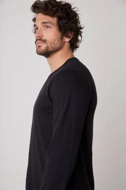 Velvet By Graham & Spencer KAI CREW NECK TEE