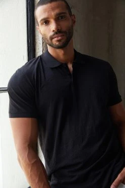 Velvet By Graham & Spencer Mens NIKO POLO