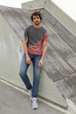 Velvet By Graham & Spencer Mens FABIAN SLUB TIE DYE TEE