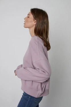 Velvet By Graham & Spencer Womens AIMEE OVERSIZED SWEATSHIRT