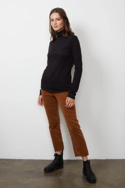 Velvet By Graham & Spencer CANDACE CORDUROY HIGH RISE CROP JEAN Womens