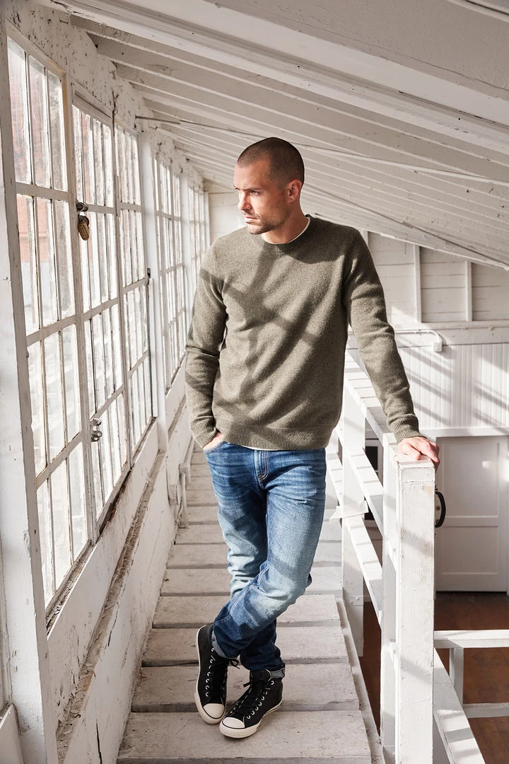 Velvet By Graham & Spencer BIRCH CASHMERE SWEATER Mens 6 Velvet By Graham & Spencer BIRCH CASHMERE SWEATER Mens