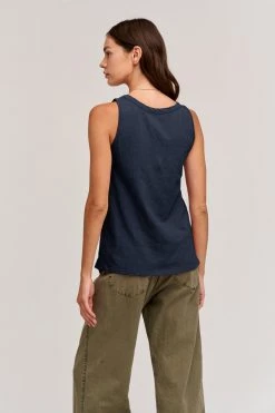 Velvet By Graham & Spencer Womens JOY ORIGINAL SLUB SCOOP NECK TANK
