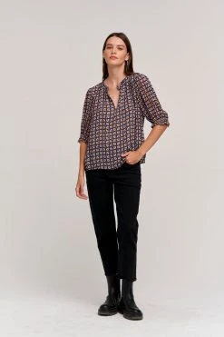 Velvet By Graham & Spencer CADENCE PRINTED BLOUSE