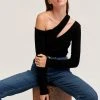 Velvet By Graham & Spencer Womens ROSALINA CUT OUT TOP