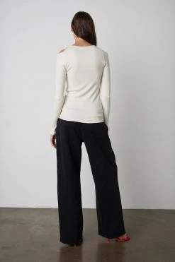 Velvet By Graham & Spencer EMMA CUT-OUT TOP Womens