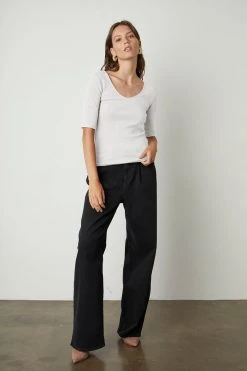 Velvet By Graham & Spencer MIRANDA SCOOP NECK TOP