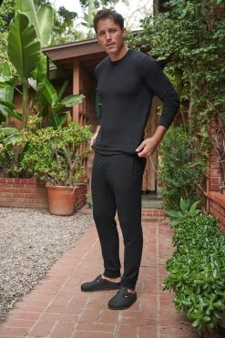 Velvet By Graham & Spencer Mens SOREN LUXE FLEECE PULLOVER