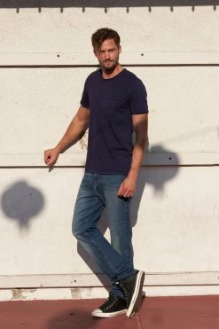 Velvet By Graham & Spencer Mens CHAD RAW EDGE COTTON SLUB POCKET TEE