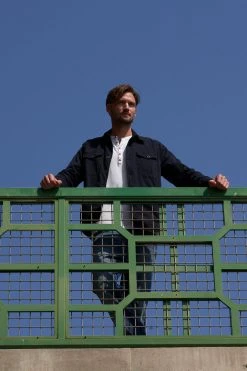 Velvet By Graham & Spencer EUGENE BUTTON-UP JACKET Mens