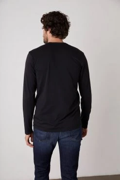 Velvet By Graham & Spencer Mens ALVARO COTTON JERSEY HENLEY