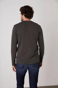 Velvet By Graham & Spencer ALVARO COTTON JERSEY HENLEY Mens