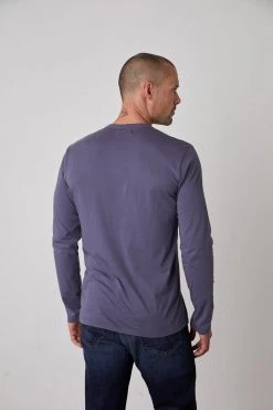 Velvet By Graham & Spencer ALVARO COTTON JERSEY HENLEY Mens