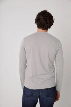 Velvet By Graham & Spencer ALVARO COTTON JERSEY HENLEY Mens